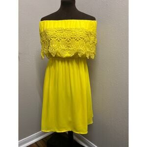 New With Tags Gianni Bini Strapless Yellow Crochet Dress Size Small